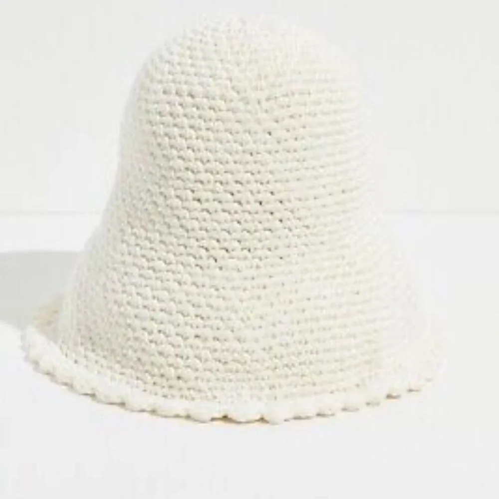 Free people pixie crochet hat new with tags